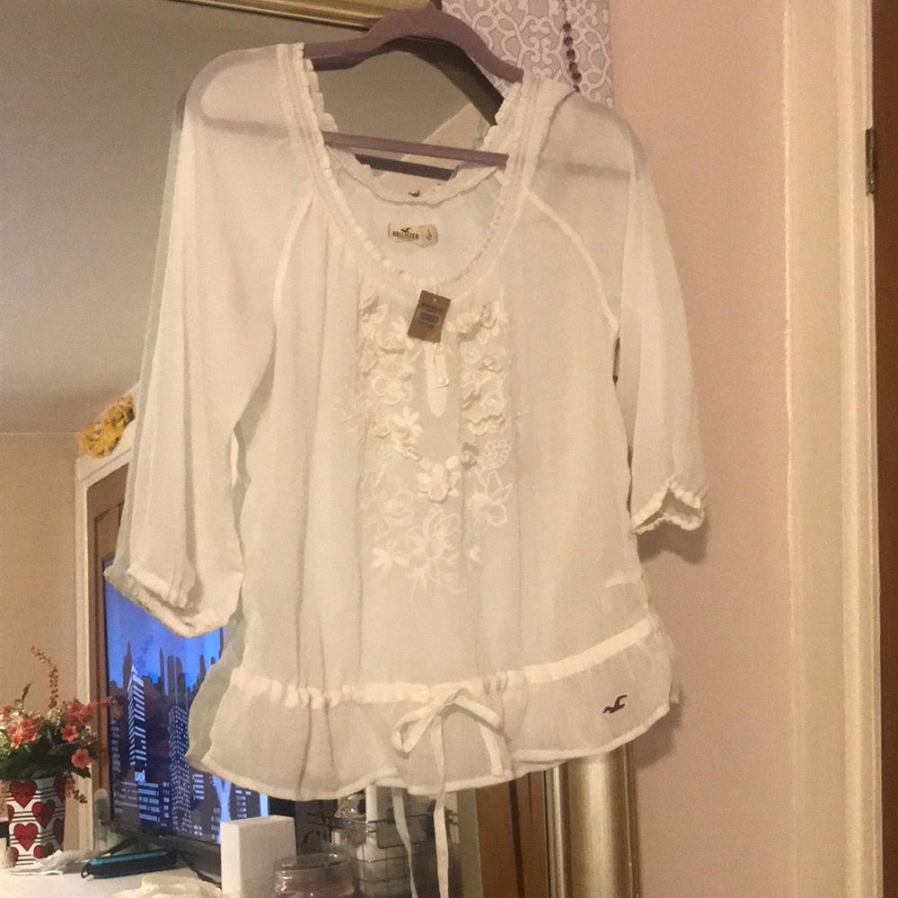 White Hollister Blouse!